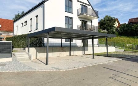Überdachung als Parkplatzüberdachung